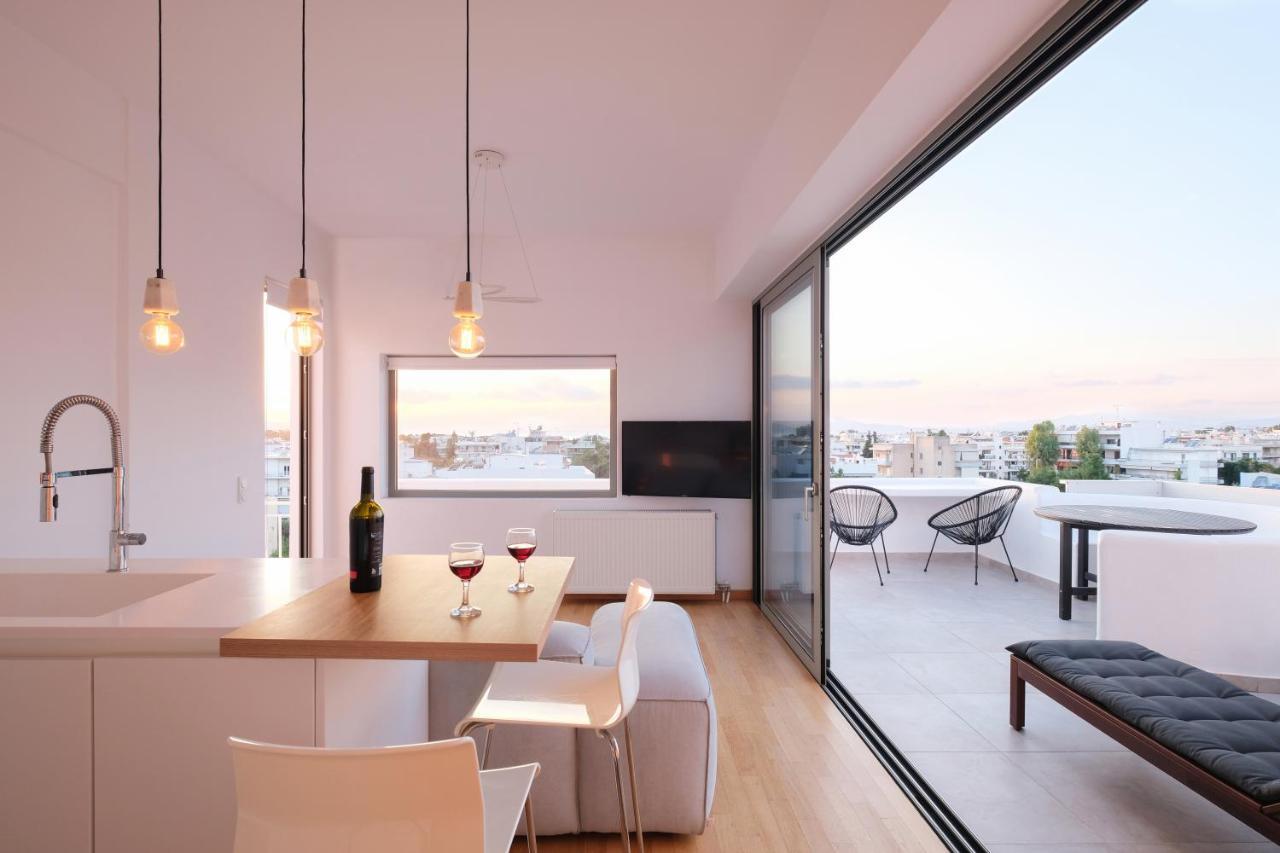 Amazing Suite At Glyfada With Sea View & Jacuzzi Athen Eksteriør bilde